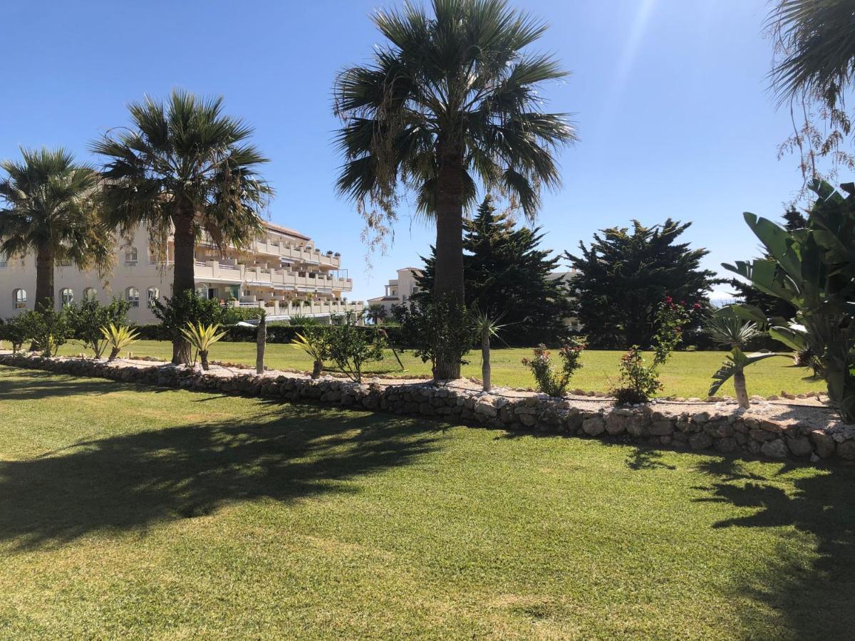 Lovely Sea Views Apartment On La Costa Del Sol El Faro Dış mekan fotoğraf
